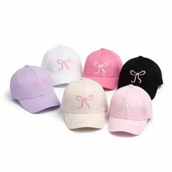 Кепка дитяча 52 розміру з вишивкою бантика